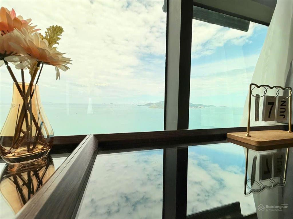 Kiều trinh  mường thanh 60 trần phú view trực diện biển, giá chỉ 2,790 tỷ,  0868 222 ***