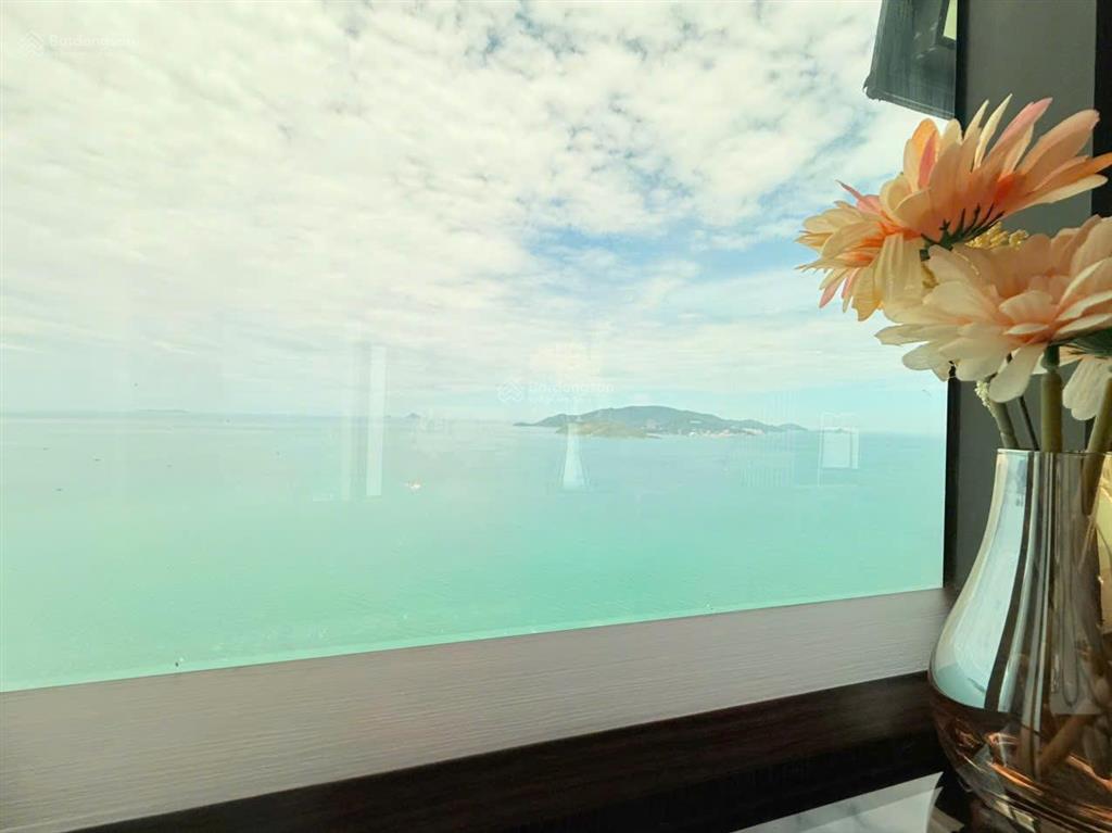 Kiều trinh  mường thanh 60 trần phú view trực diện biển, giá chỉ 2,790 tỷ,  0868 222 ***