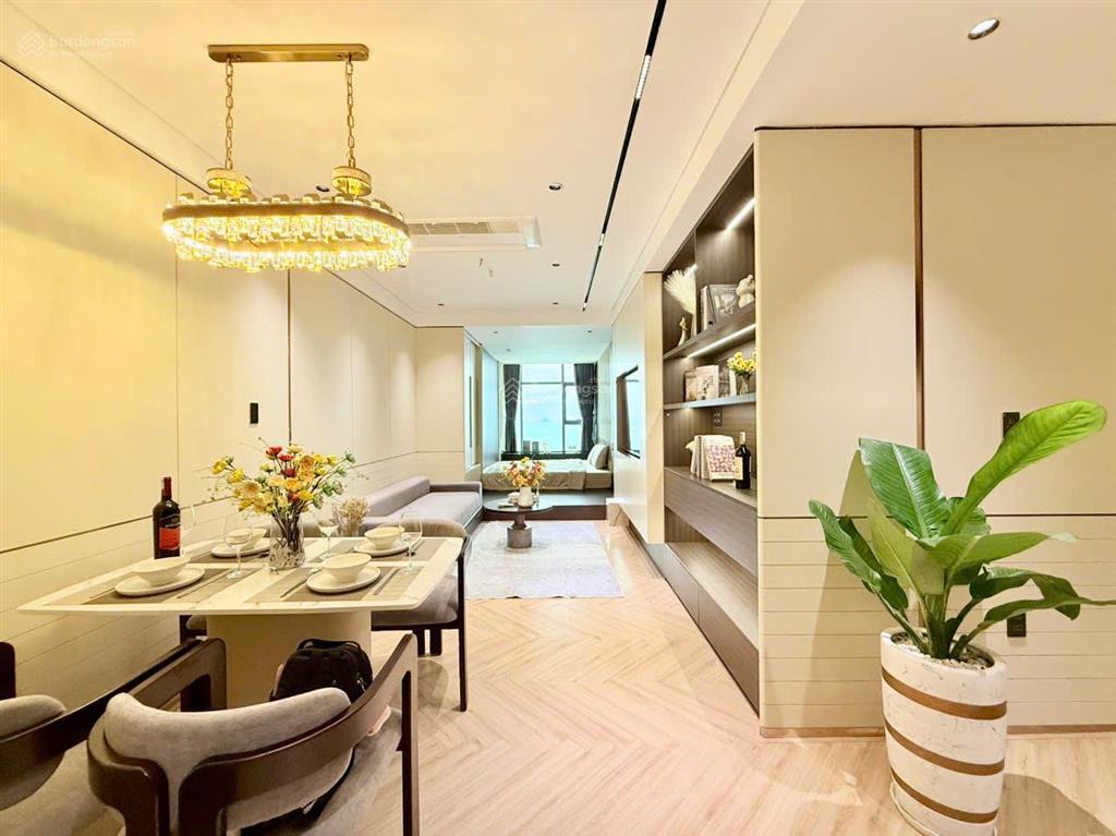 Kiều trinh  mường thanh 60 trần phú view trực diện biển, giá chỉ 2,790 tỷ,  0868 222 ***