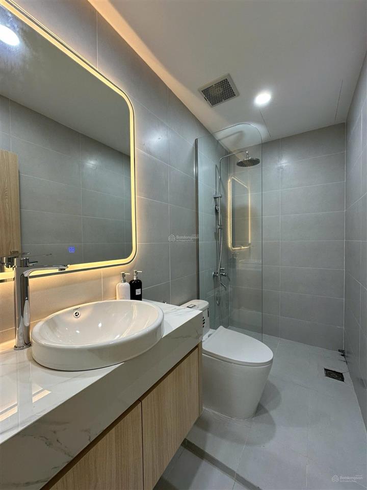 Kiều trinh  giá tốt mùa này căn hộ tầng 36 view biển chỉ 2,7 tỷ,  0868 222 ***