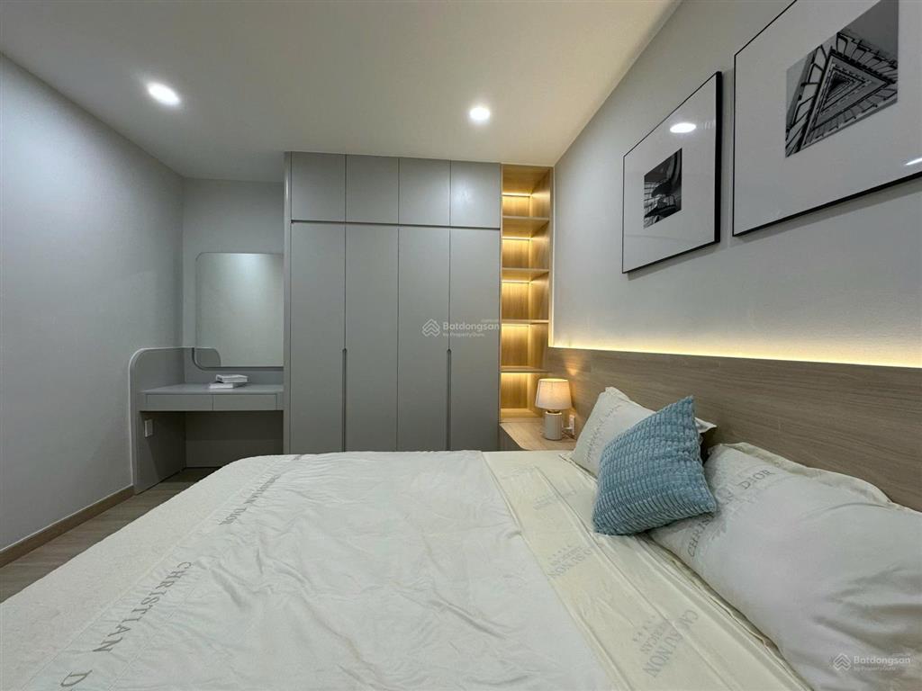 Kiều trinh  giá tốt mùa này căn hộ tầng 36 view biển chỉ 2,7 tỷ,  0868 222 ***