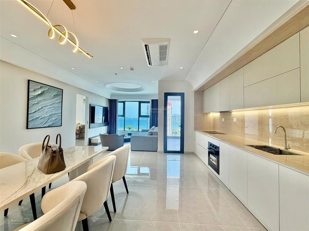 Kiều trinh  căn hộ đẹp trục 3pn tầng vip oc3, nha trang, view đông nam mát mẻ