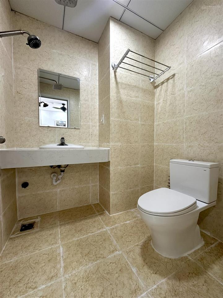 Kiều trinh  bán ch 620  tầng 6  tòa oc2a, view xéo biển hòn chồng, hướng đn mát quanh năm