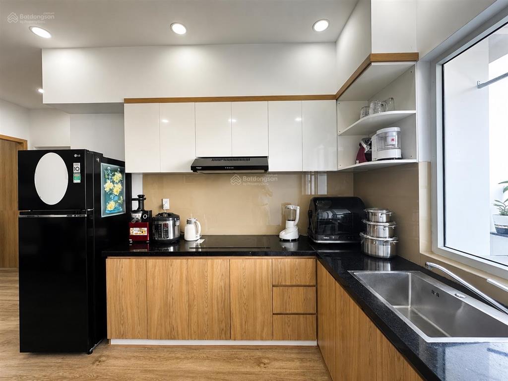 Kiều trinh  bán ch 620  tầng 6  tòa oc2a, view xéo biển hòn chồng, hướng đn mát quanh năm
