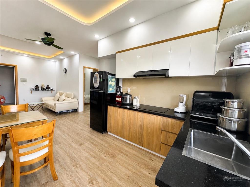 Kiều trinh  bán ch 620  tầng 6  tòa oc2a, view xéo biển hòn chồng, hướng đn mát quanh năm