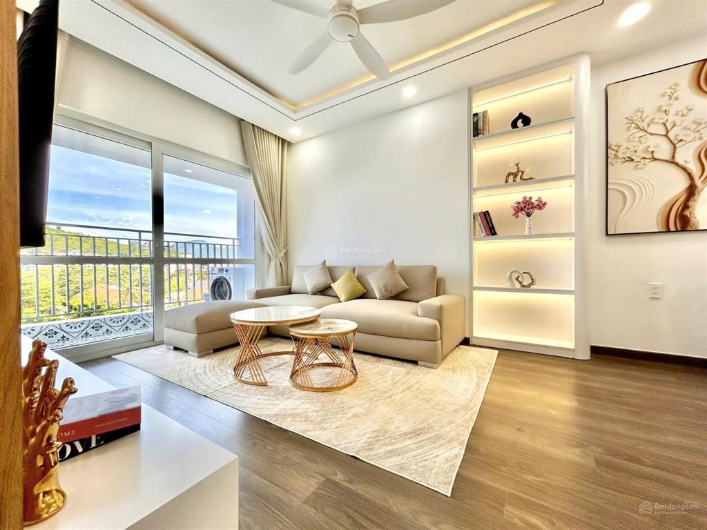Kiều trinh  chính chủ bán căn hộ nội thất đẹp tòa oc3  đồng bộ sảnh đẹp  giá tốt