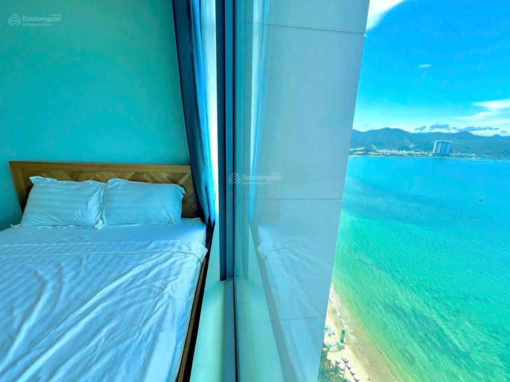 Kiều trinh  chủ cần bán căn 3 phòng ngủ view trực biển mường thanh viễn triều nha trang
