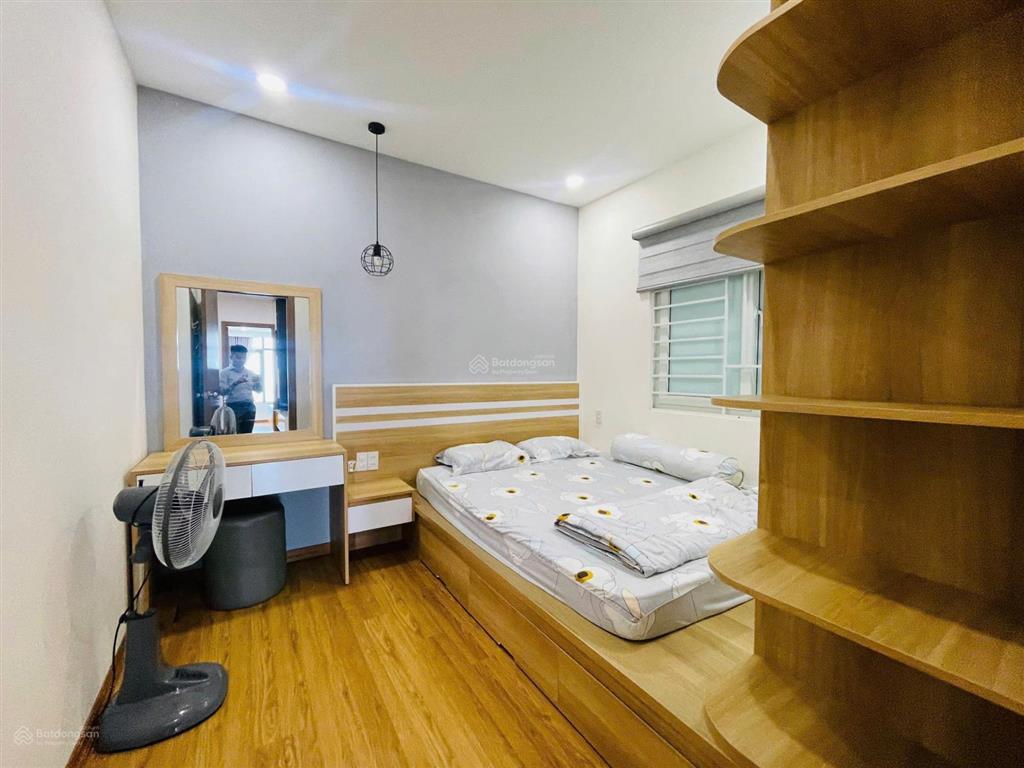 Kiều trinh  chủ cần bán căn 3 phòng ngủ view trực biển mường thanh viễn triều nha trang