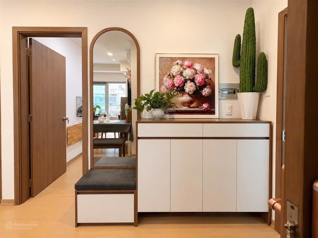 Kiều trinh  chủ bán căn hộ 2pn view biển thênh thang, full nội thất, ở ngay
