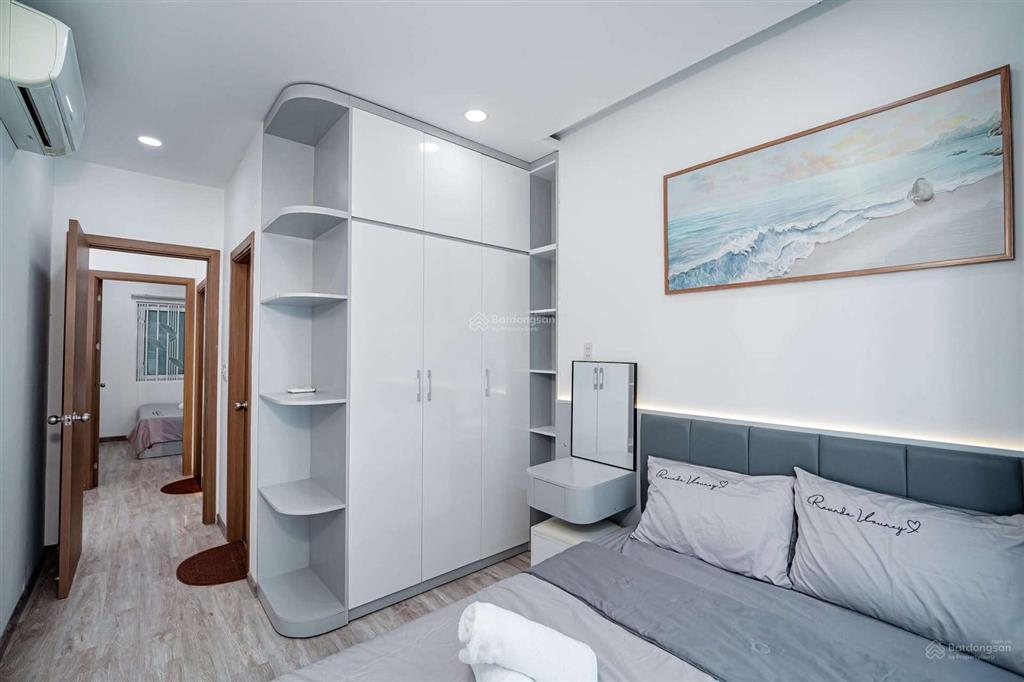 Kiều trinh tiết lộ căn giá hời! 59m2 đông nam view xéo biển, giảm sốc 600 triệu