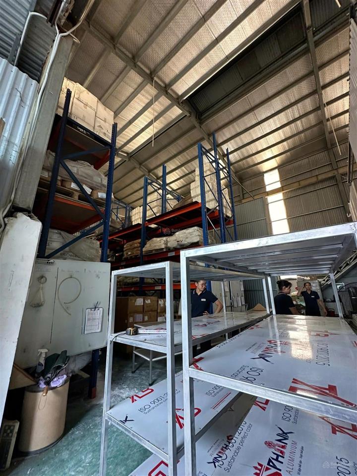 Cho thuê lại nhà máy, kho xưởng sản xuất tại ccn phú nghĩachương mỹ, giá 100tr/tháng. 0965 730 ***