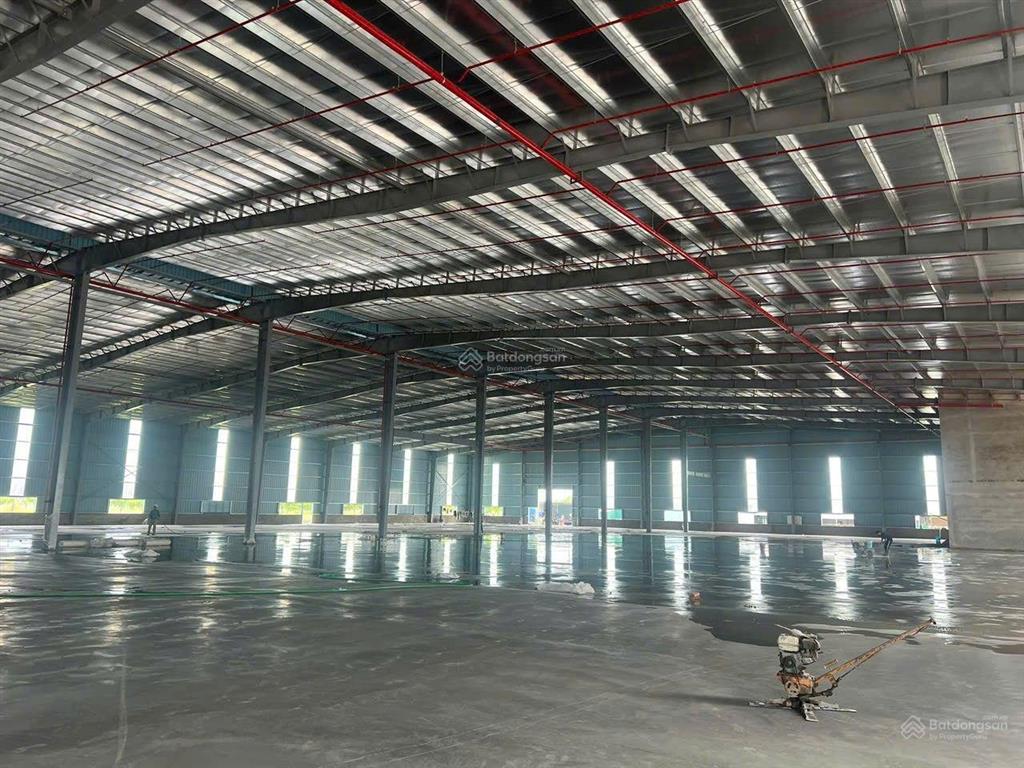 Cho thuê 2000m kho xưởng kcn phố nối  hưng yên, pháp lý đầy đủ, giá 3,5$/m.  0965 730 ***