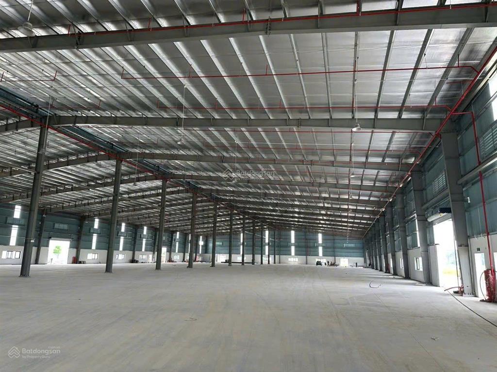 Cho thuê 10000m2 kho xưởng kcn đồng văn 1, hà nam, có ngăn nhỏ cho khách, 117.450đ/m.  0965 730 ***