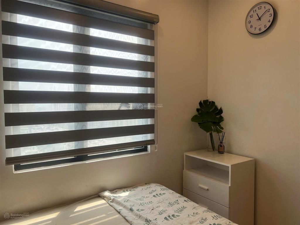 Chính chủ cho thuê căn hope phúc đồng  view biệt thự vinhomes riverside  bc đông nam. 70m2, 2pn