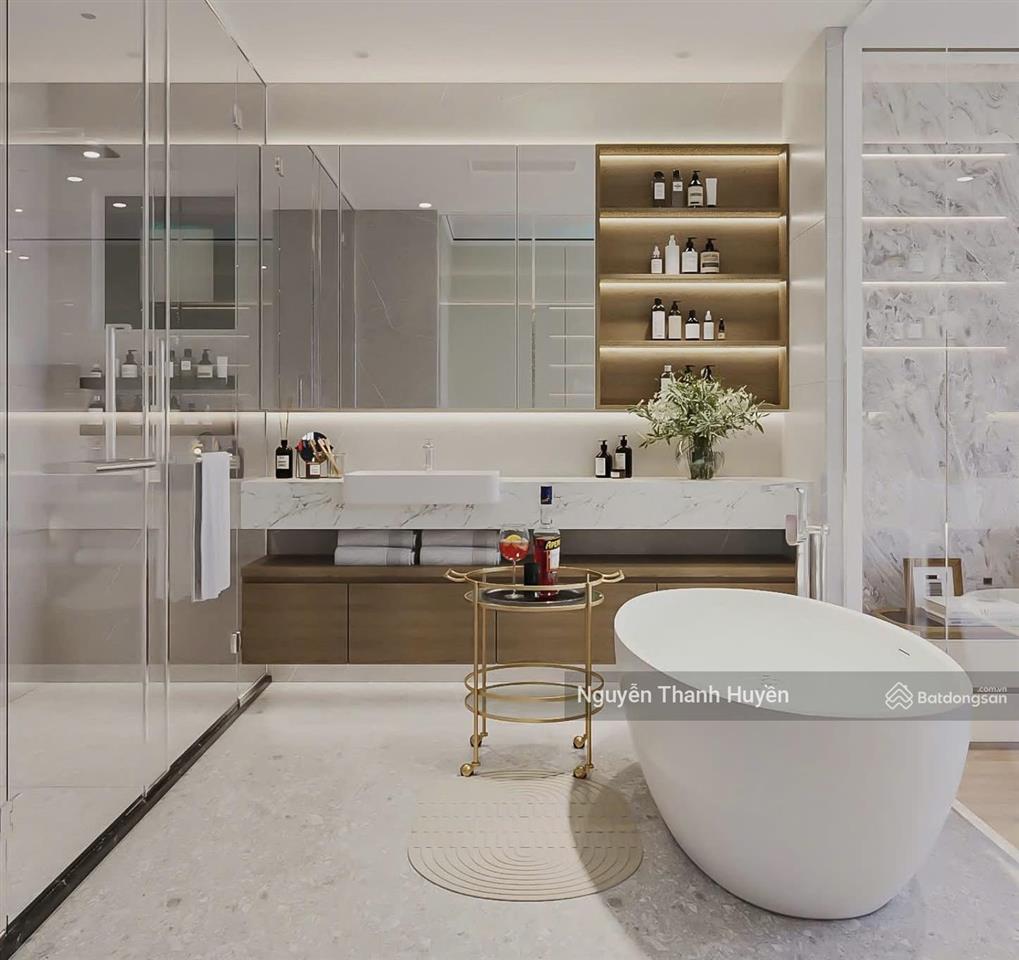 Chính chủ bán căn góc 161m2 trục 08 đẹp nhất view thoáng tại brg diamond residence lê văn lương