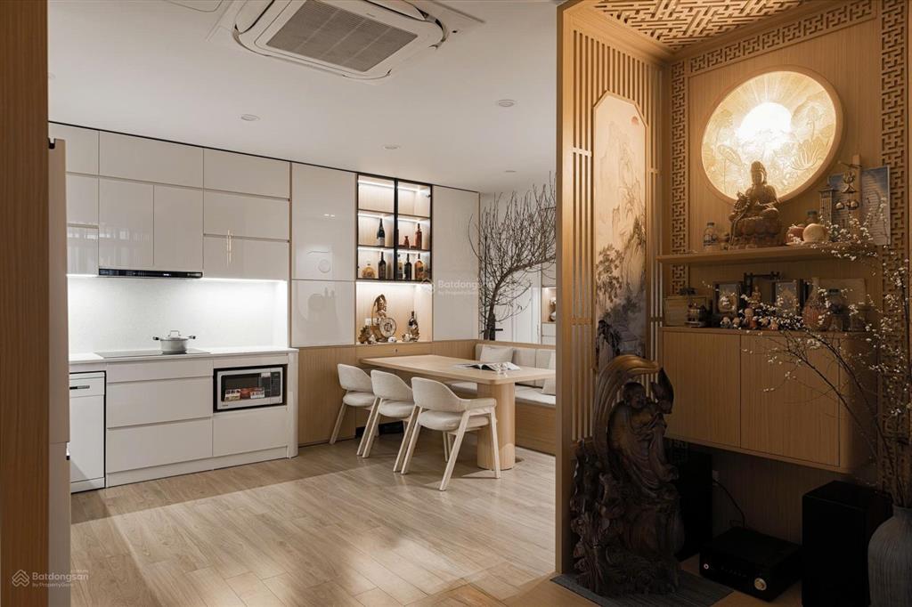 Chính chủ bán 3pn  102.2m2 full đồ cao cấp tại hapulico complex vũ trọng phụng  thanh xuân