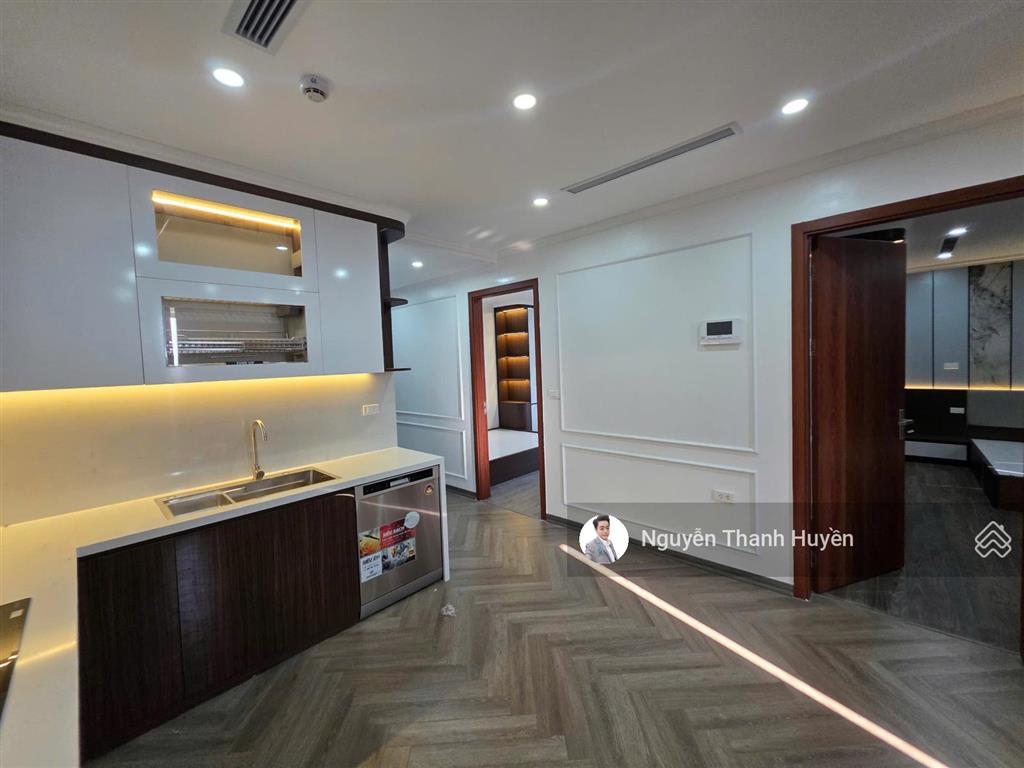 Chính chủ bán lại căn hộ 3pn tại tòa thống nhất complex 82 nguyễn tuân full đồ giá tốt