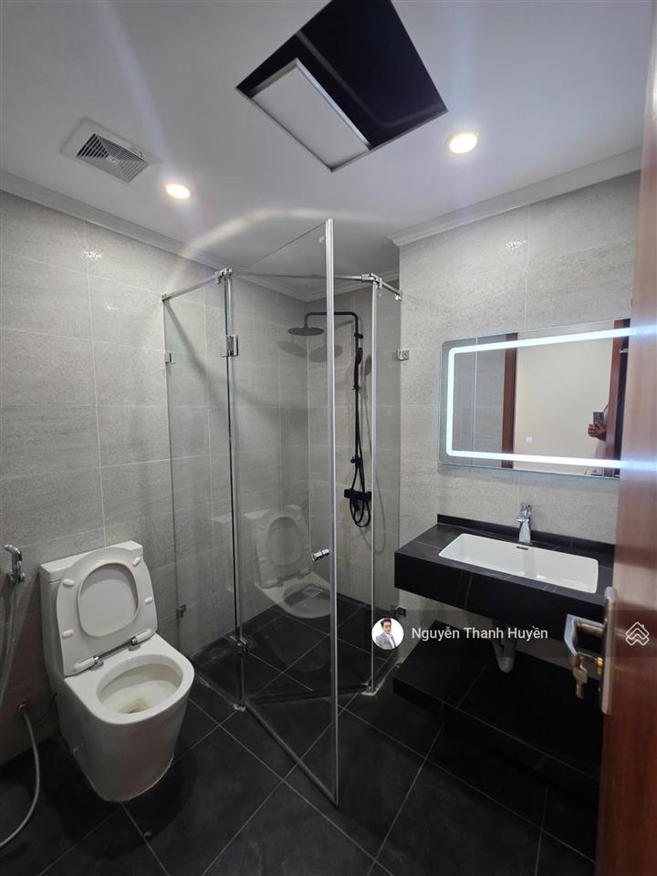 Chính chủ bán lại căn hộ 3pn tại tòa thống nhất complex 82 nguyễn tuân full đồ giá tốt