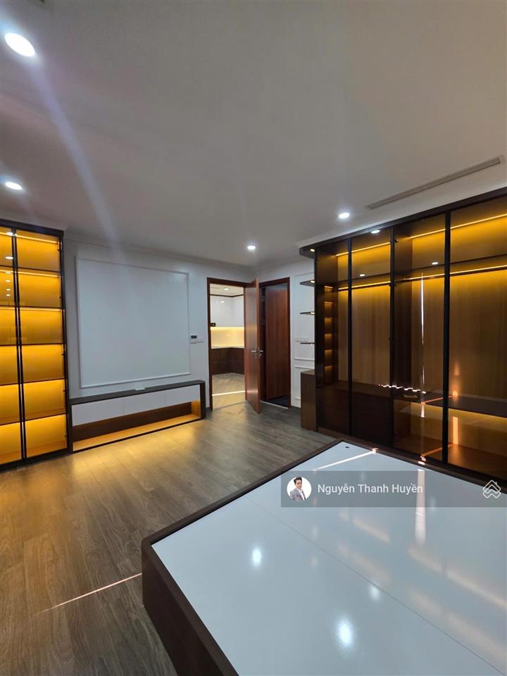 Chính chủ bán lại căn hộ 3pn tại tòa thống nhất complex 82 nguyễn tuân full đồ giá tốt