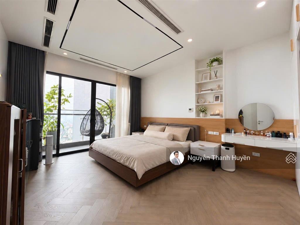 Tôi thiện chí bán lại căn hộ góc 4pn dt 161m2 brg diamond residence lê văn lương tầng vip hướng đn
