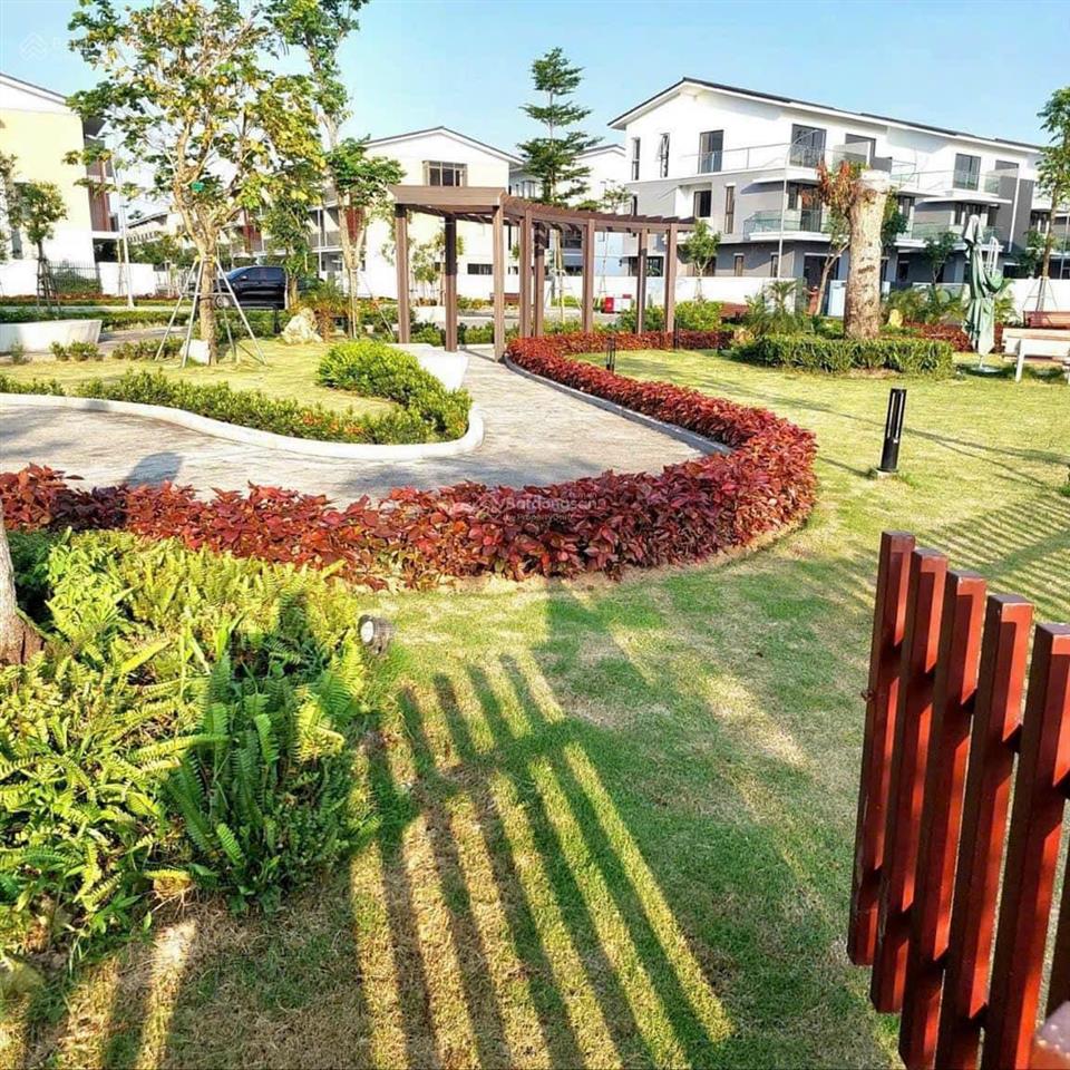 Bắt đáy duy nhất 1 căn lk80m2 đối diện công viên trung tâm  kđt beomes ngay chân cầu nguyễn trãi
