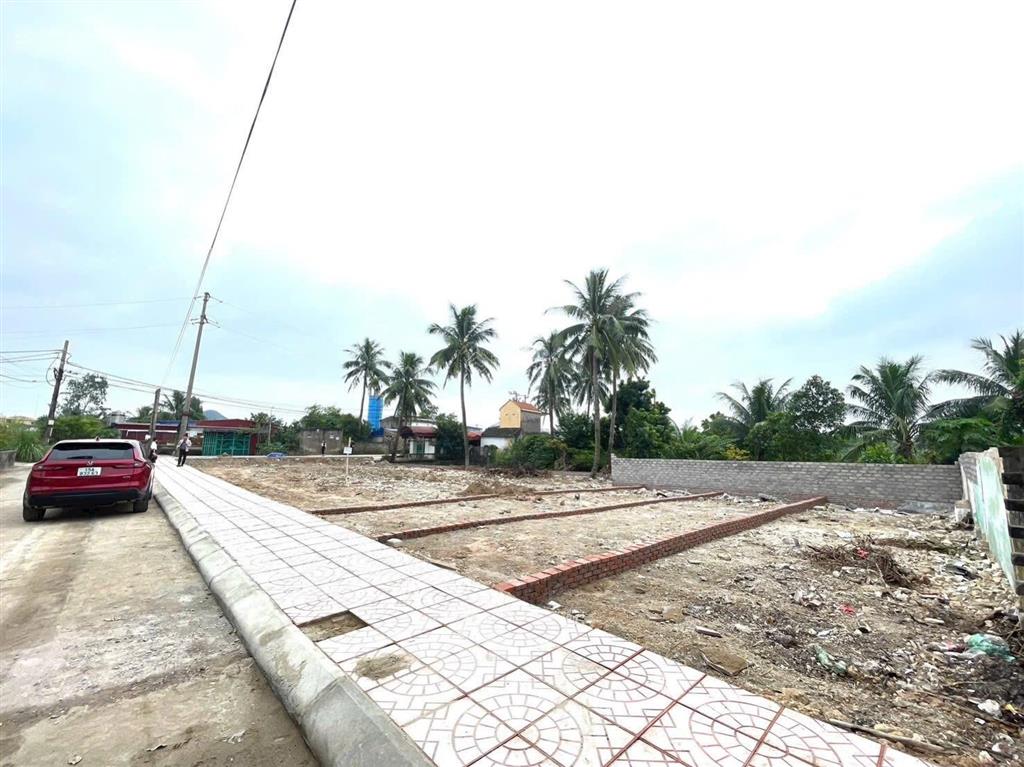 Duy nhất lô đất nền giá đầu tư, ngay cạnh tđc lại xuân đáp ứng nhu cầu thực giá chỉ 6** triệu