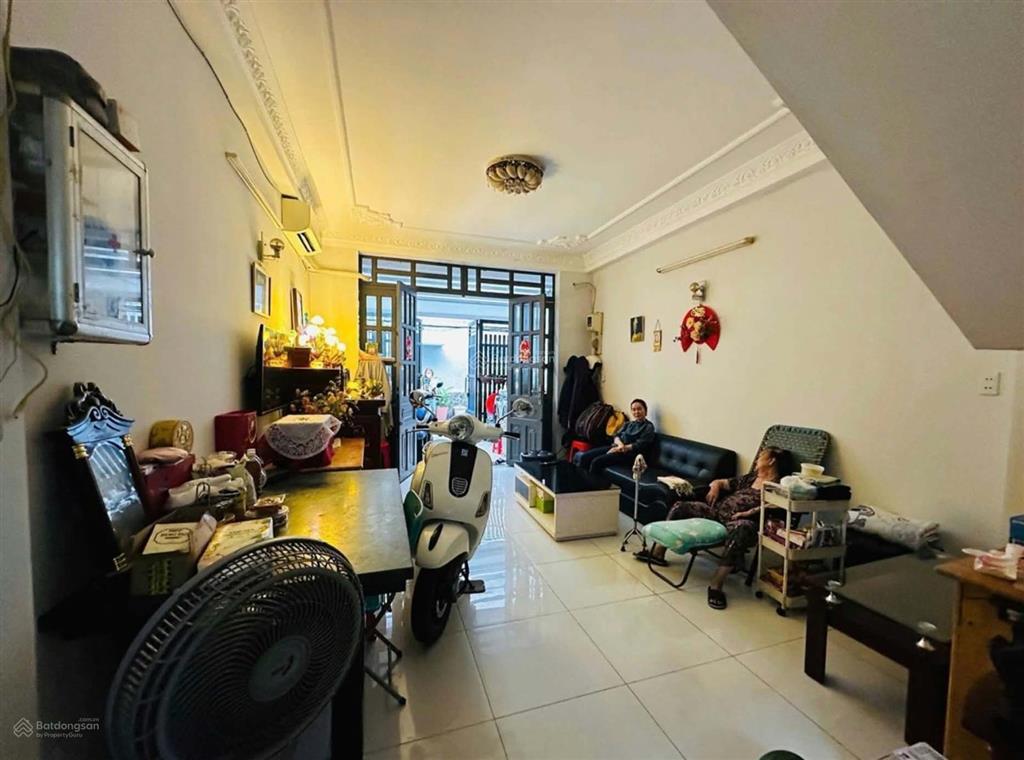 Bán hàng hiếm hxh trần bình trọng, bình thạnh, 68m2  4 tầng chỉ 8.73 tỷ