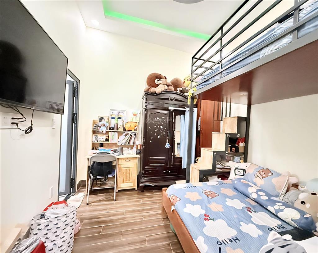 Diện tích lớn 105m2 chỉ 7,5 tỷ còn bớt, bán nhà nguyên hồng  p. hạnh thông, gò vấp.