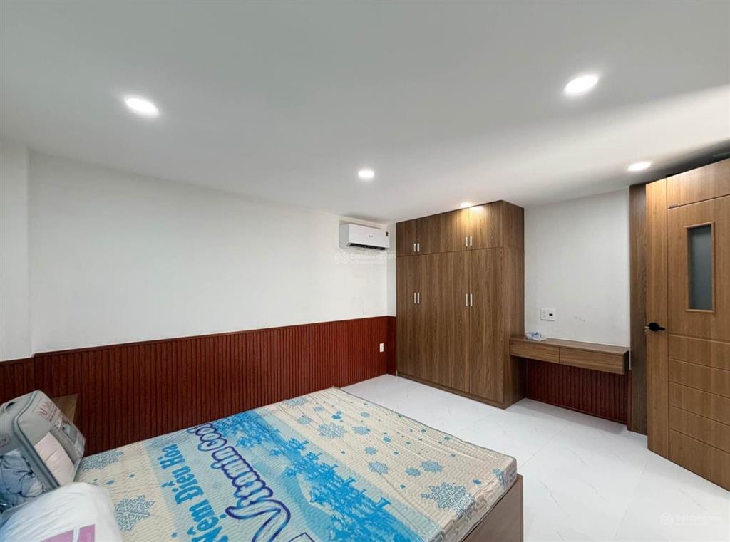 Giá rẻ hiếm có, 60m2  4.6 tỷ, nhà mới ở ngay, bạch đằng  p gia định  bình thạnh.