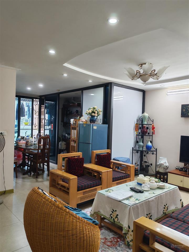 Chính chủ bán căn hộ chung cư cao cấp 112m, 3 ngủ, 2 vs, giá 10,5ty