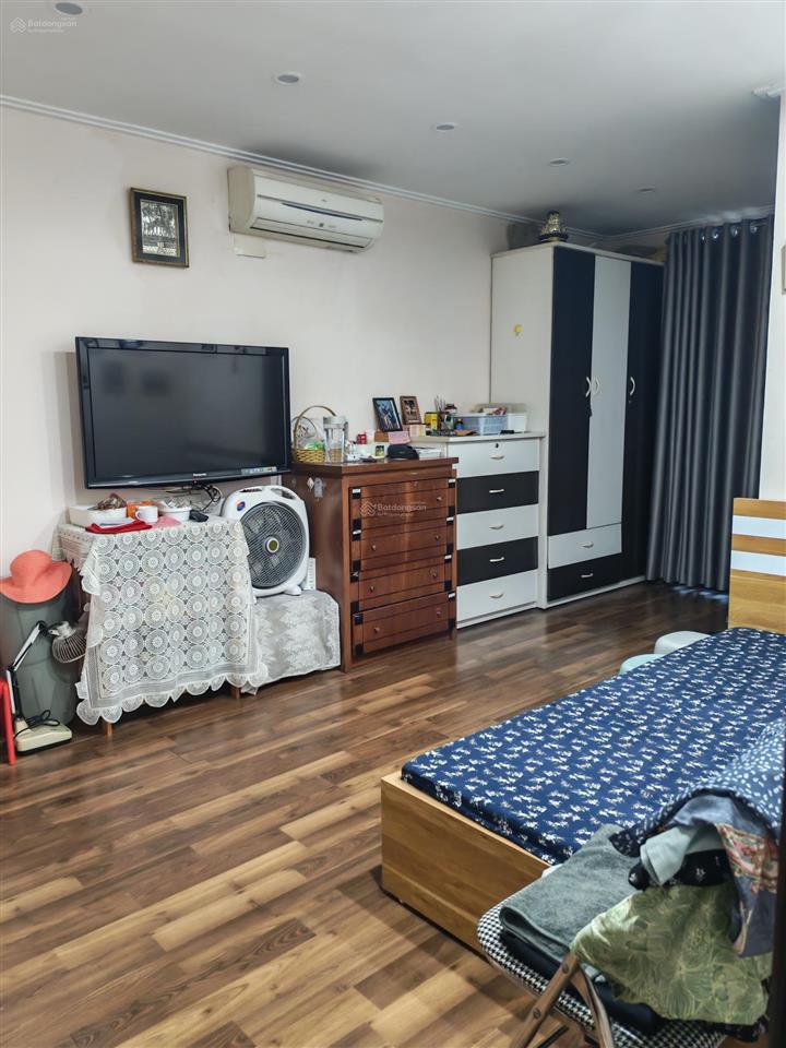 Chính chủ bán căn hộ chung cư cao cấp 112m, 3 ngủ, 2 vs, giá 10,5ty