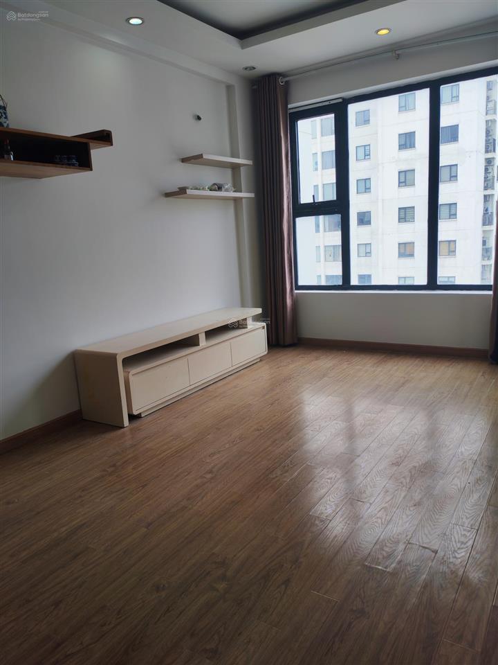 Bán căn hộ cc view đẹp tại khu ngoại giao đoàn glemximco có 5,2 tỷ, 66m2, lô góc