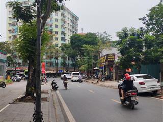 Chúng cư lô góc 3 thoáng dt 77m2 giá 4 tỷ 8 nguyên bản tầng trung, sổ đỏ cất két