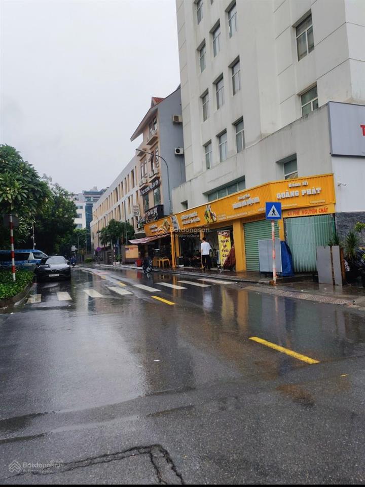 Siêu phẩm hoàng quốc việt phân lô ô tô tránh vỉa hè kinh doanh, 6 tầng, nhà đẹp, 65m, 23ty.