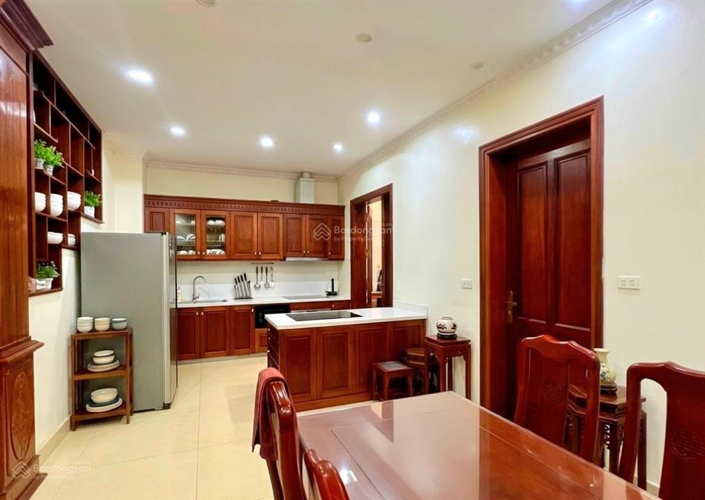 Siêu víp biệt thự đơn lập bộ công an lê văn lương 3 ôtô tránh 3 thoáng, 150m, 50ty.