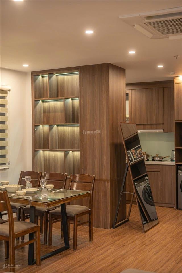 Siêu phẩm mặt phố, mặt hồ vũ miên 128m, 7 tầng thang máy, 2 thoáng, 85 tỷ.