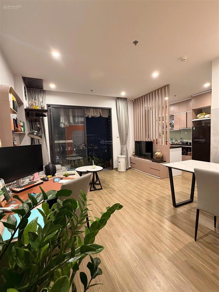 Cần cho thuê căn hộ tại vinhomes ocean park s112