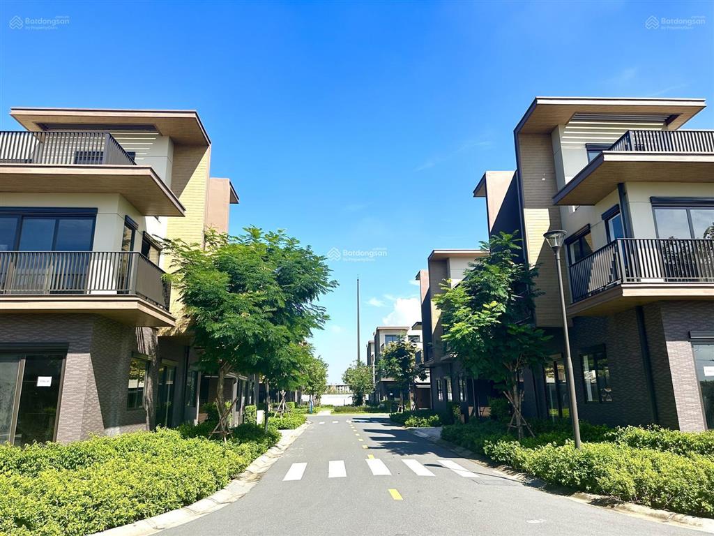 Nhà phố vườn ven sông 7.9 tỷ, thanh toán 10% ký hợp đồng, khu compound an ninh
