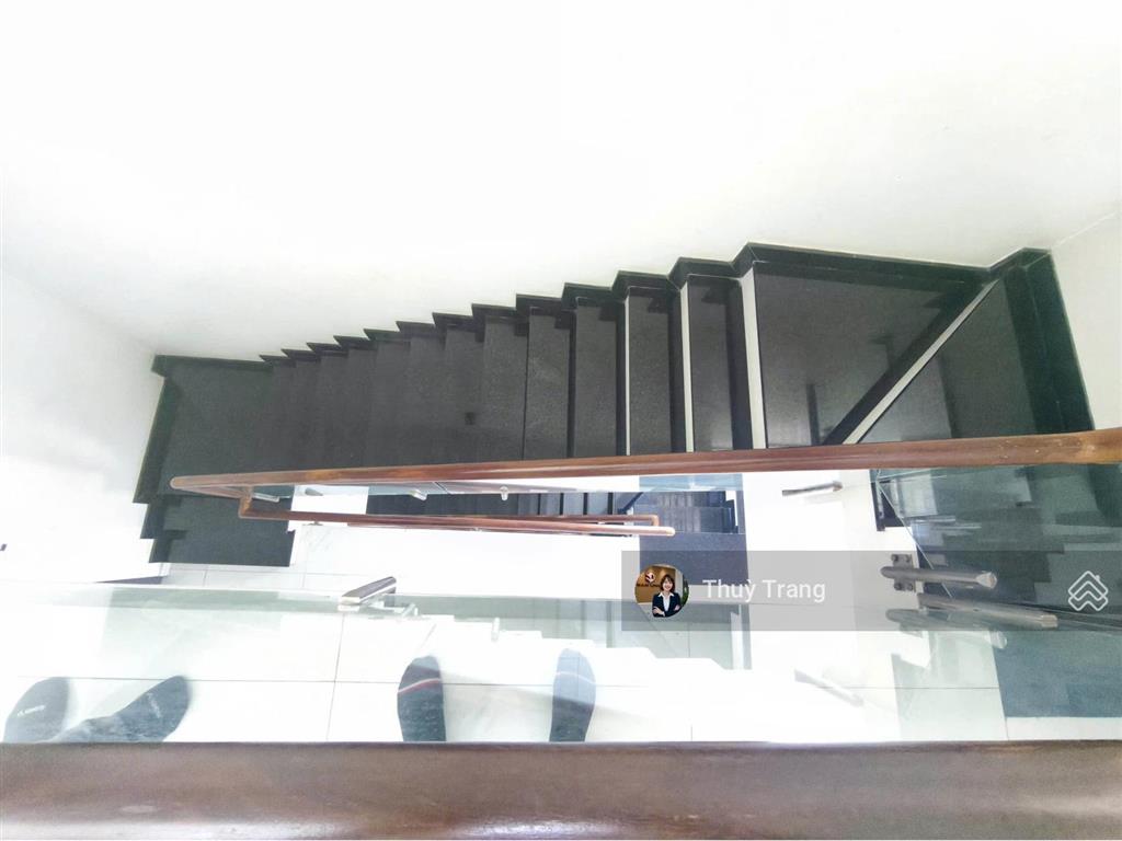 Bán nhà mt 1h 4l đường số 11, bình an, quận 2, đang có hđt 50tr/tháng