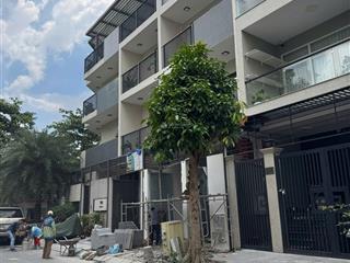 Bán 5x16 đất mặt tiền đường khu nam rạch chiếc liền kề lake view novaland nguyễn duy trinh q2
