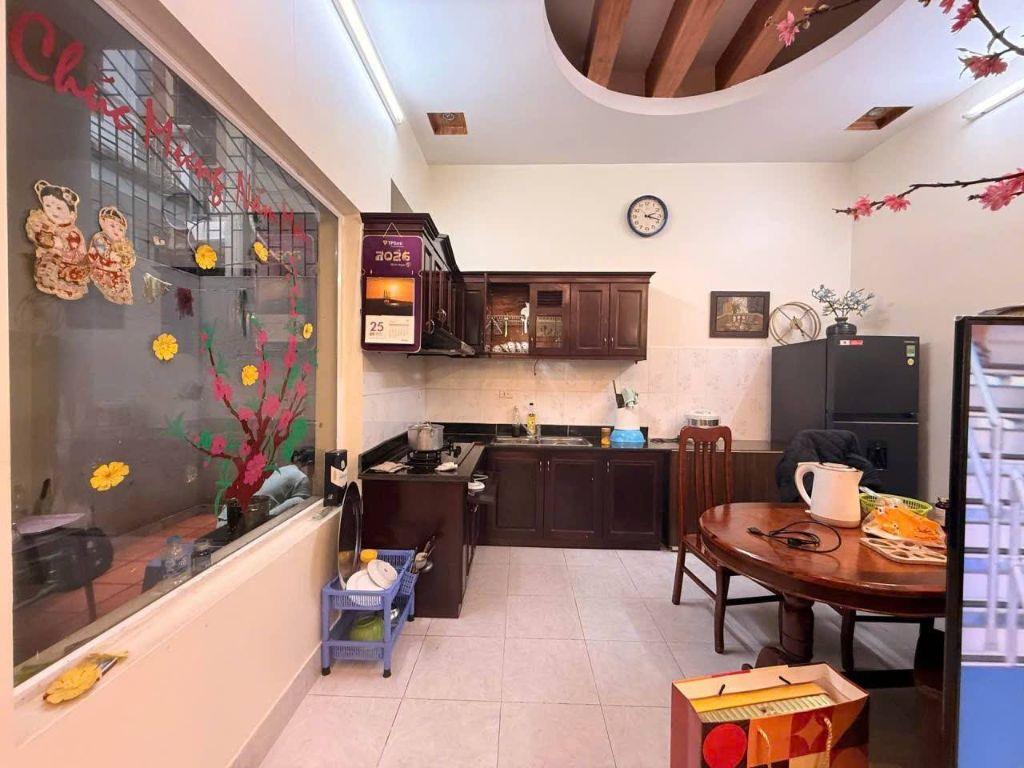 NHÀ CHÍNH CHỦ MINH KHAI - 45M2 - 3 NGỦ - Ở LUÔN - CHỈ 8 TỶ!