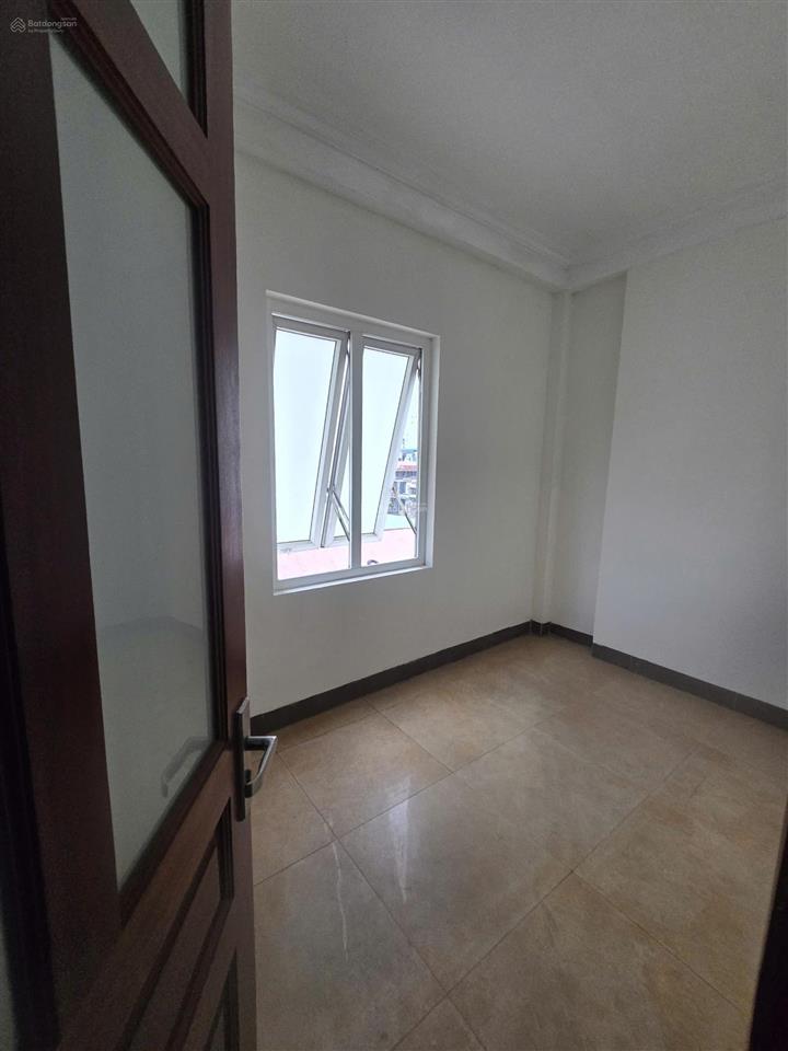 Bán nhà riêng tại mạc thị bưởi, 38 m2 x 6t, mặt tiền 4m, 4 ngủ, phân lô  ô tô  chỉ hơn 9 tỷ