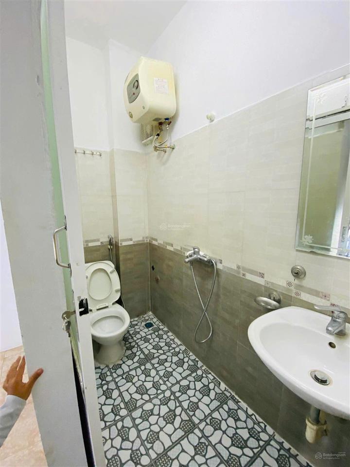 Cho thuê nhà làm kho phố nguyễn huy tự, hai bà trưng, 30m2, tầng 1, chỉ 4,5 triệu/tháng