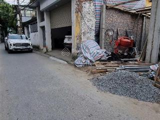 Bát khối. mảnh đất 76m mt 5m. giá chào 9 tỷ. ô tô vào đất. bán mảnh đất 76m. mt 5m. đất phân lô