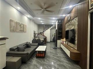 Thạch bàn. nhà 5 tầng. dt 41m2, mt 3,8m, giá chỉ 7 tỷ hơn. ảnh thật nhà thật 100%, bán nhà tổ 9 t