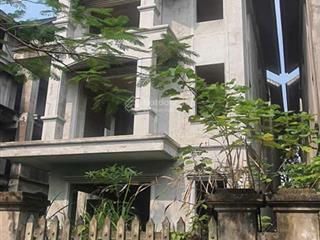 [cực hiếm] biệt thự song lập phương viên e11  giá sốc 32 tỷ  rẻ nhất mailand.