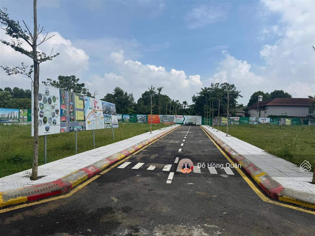 Hơn 3tỷ 100m2 thổ cư đoài phương bán cắt lỗ thu vốn gần đường vành đai, kết nối sơn tâycnc hoà lạc