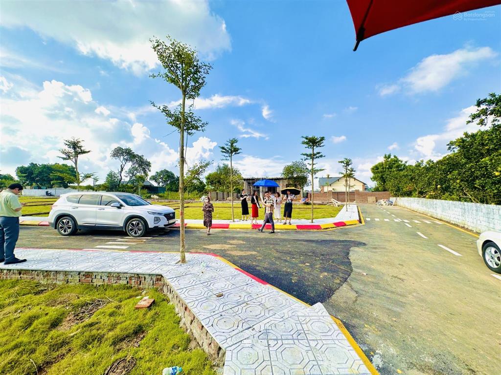 3 tỷ/100m2 full thổ cư mt 6m tại cnc hoà lạc,gần chợ ql21 trung tâm hành chính phú cát gần nhiều da