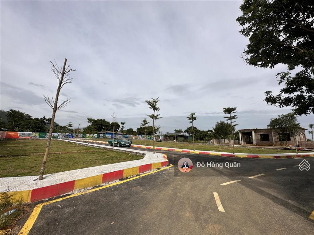 Chính chủ bán lô đất đẹp tại trung tâm phú cát (hòa lạc), vị trí thuận tiện, phù hợp an cư lâu dài