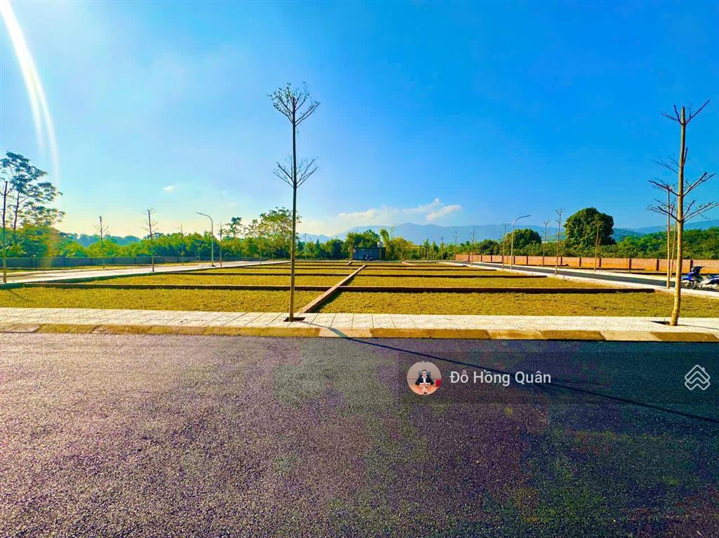 Bán đất thổ cư trung tâm phú cát sổ đỏ riêng, dân cư hiện hữu